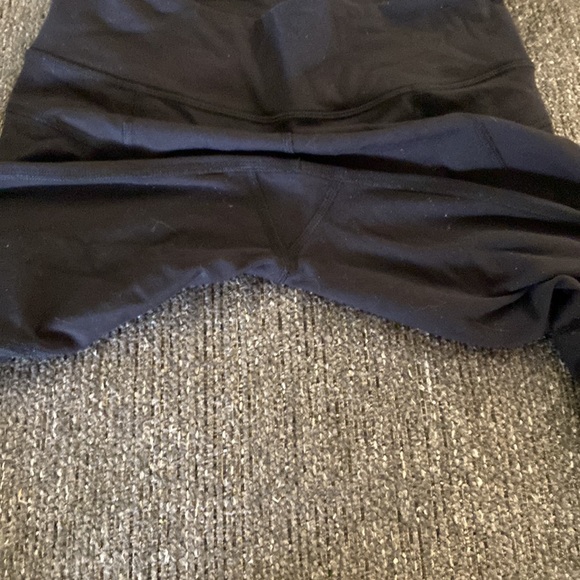 Lululemon crop leggings - Picture 7 of 7
